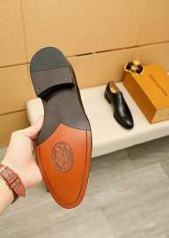 Picture of Louis Vuitton Shoes _SKU2241176SZ38-4413915